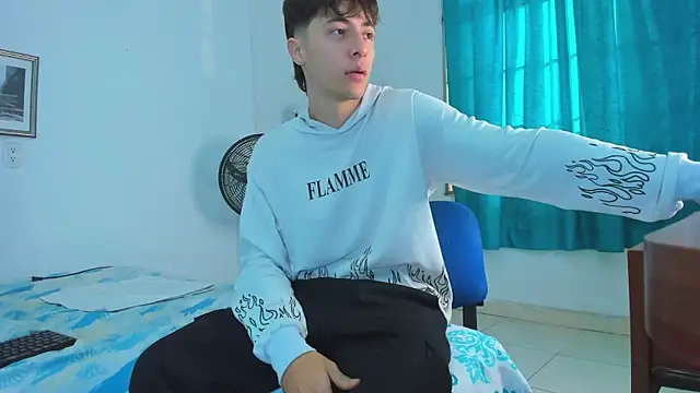 AlessandroDybala online show from February 17, 12:24 pm