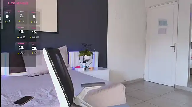 Snapshot of Leyli_Doll chatting on February 21, 9:22 pm Leyli Doll online show from February 21, 9:22 pm