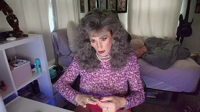 TSCassandraLove online show from April 3, 3:51 pm