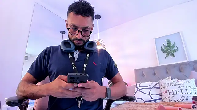 Tom cooper  online show from November 8, 12:31 pm