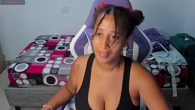 zandra kiman online show from April 12, 2:26 am