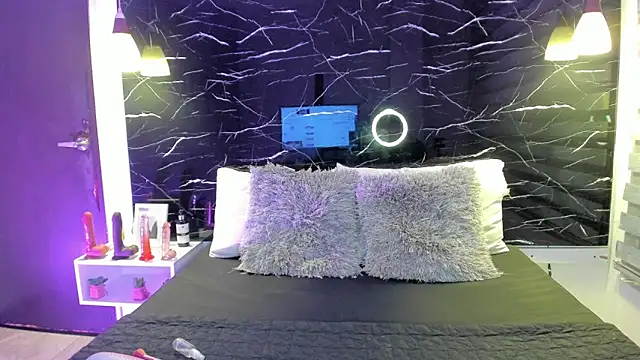 Snapshot of Sofiia-Rubb chatting on November 5, 4:15 am Sofiia-Rubb online show from November 5, 4:15 am