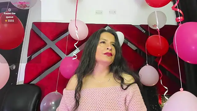 Kendra-Foxxy online show from February 13, 1:49 am