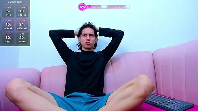 Snapshot of JeanRam18 chatting on December 3, 12:15 pm JeanRam18 online show from December 3, 12:15 pm