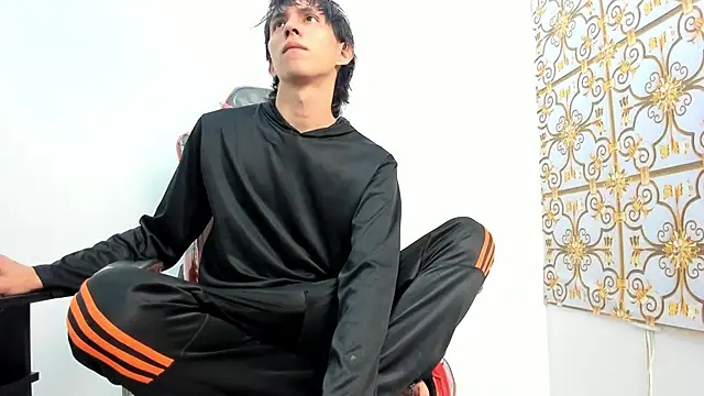 Snapshot of JeanRam18 chatting on October 10, 5:41 am JeanRam18 online show from October 10, 5:41 am