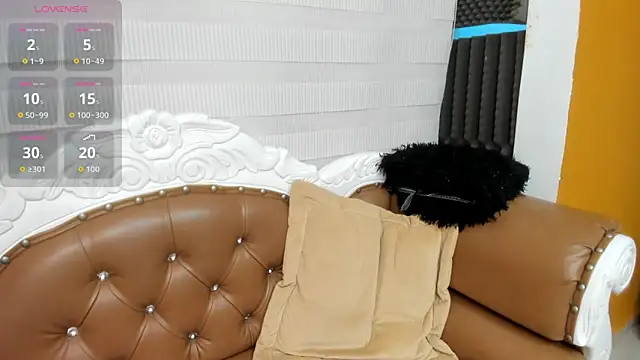 FOXYRIVER  online show from February 12, 12:16 pm