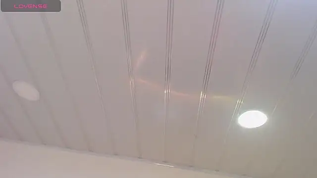 candy lux  online show from April 13, 12:53 pm