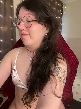 emigooflordXD online show from February 14, 7:28 am