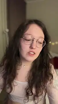 emigooflordXD online show from April 4, 4:13 pm