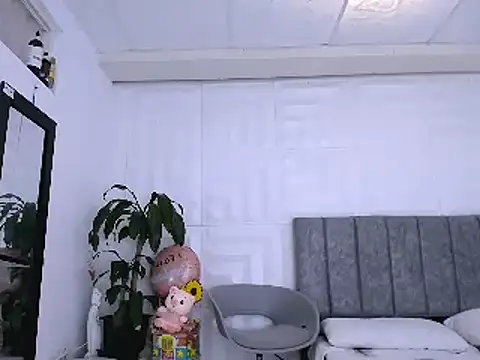 Snapshot of nataly_red chatting on January 24, 4:28 pm nataly red online show from January 24, 4:28 pm