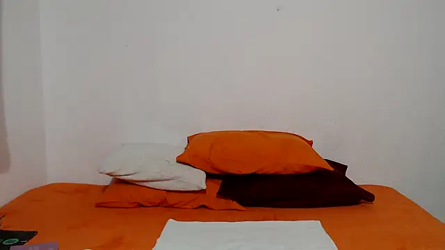 Snapshot of candy_mature_ chatting on July 17, 10:40 pm candy mature online show from July 17, 10:40 pm