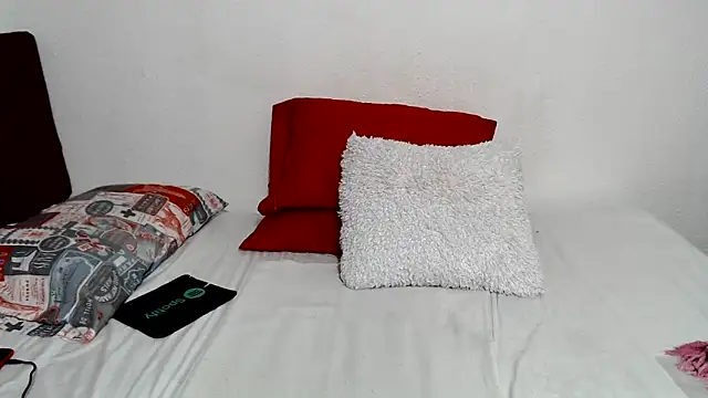 candy mature  online show from May 28, 11:10 pm