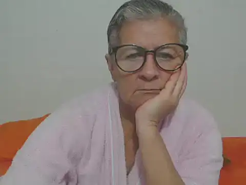 candy mature  online show from January 15, 11:19 pm