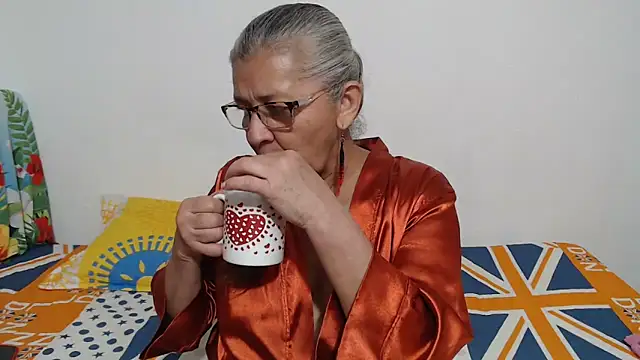 candy mature  online show from March 16, 10:23 pm