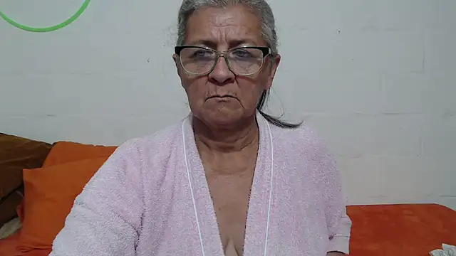 candy mature  online show from December 19, 10:23 pm