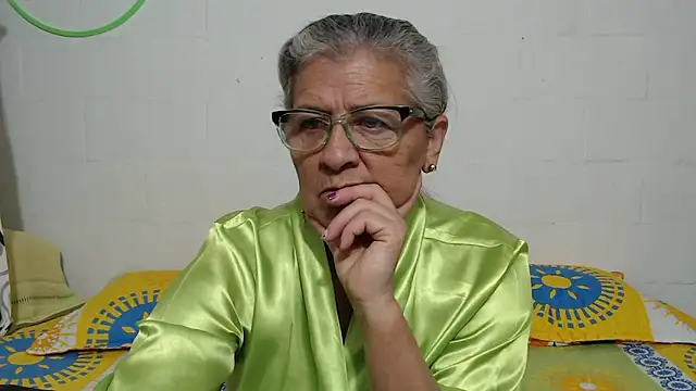 candy mature  online show from February 8, 12:25 pm