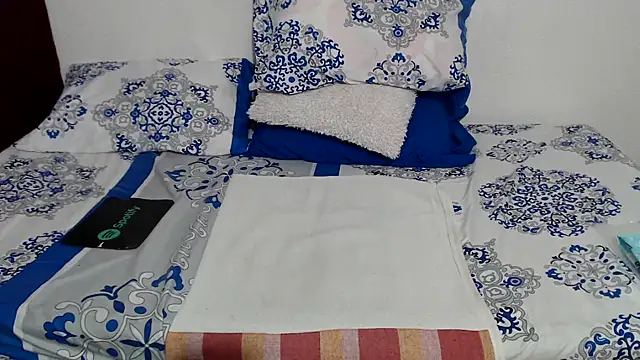 Snapshot of candy_mature_ chatting on June 20, 10:37 pm candy mature online show from June 20, 10:37 pm