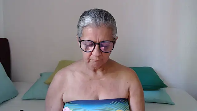 candy mature  online show from March 23, 9:14 pm