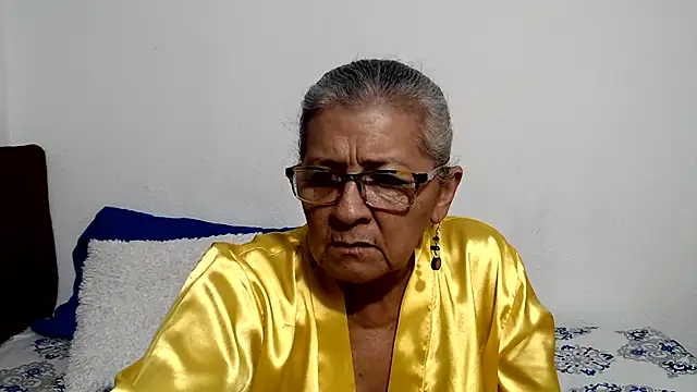 candy mature  online show from June 3, 11:42 pm