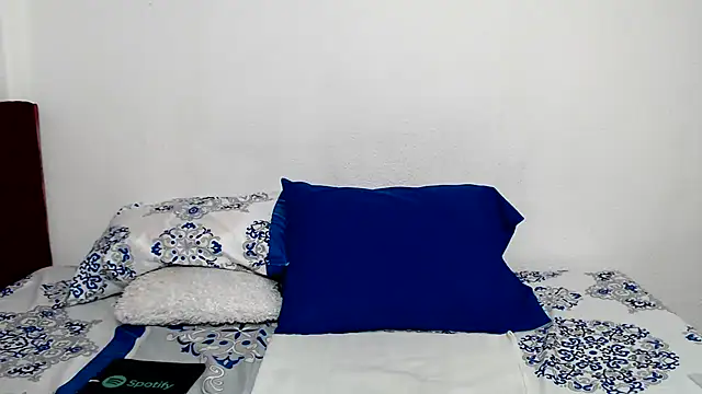 Snapshot of candy_mature_ chatting on June 15, 1:00 pm candy mature online show from June 15, 1:00 pm