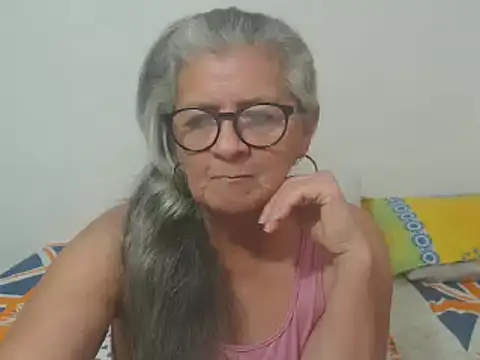 Snapshot of candy_mature_ chatting on March 2, 10:02 pm candy mature online show from March 2, 10:02 pm