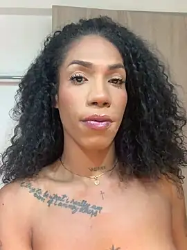 Snapshot of turabbitxx chatting on July 4, 6:53 am turabbitxx online show from July 4, 6:53 am