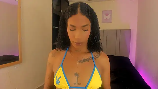 turabbitxx online show from January 31, 9:57 pm