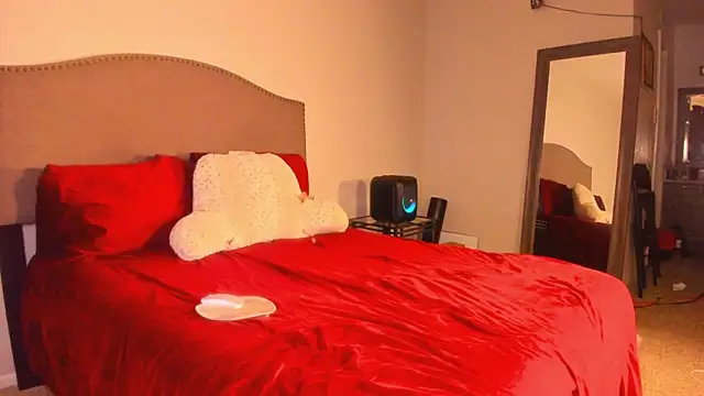 yiauana online show from January 10, 3:13 am