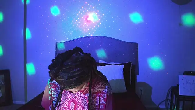 yiauana online show from November 10, 3:33 am