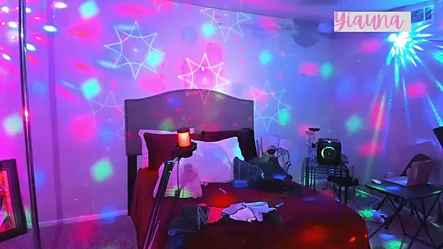 yiauana online show from November 22, 6:23 am