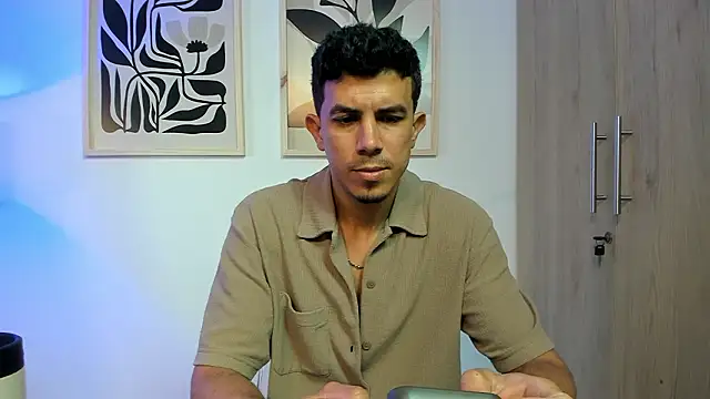 Snapshot of mr_jn chatting on March 4, 7:10 pm mr jn online show from March 4, 7:10 pm