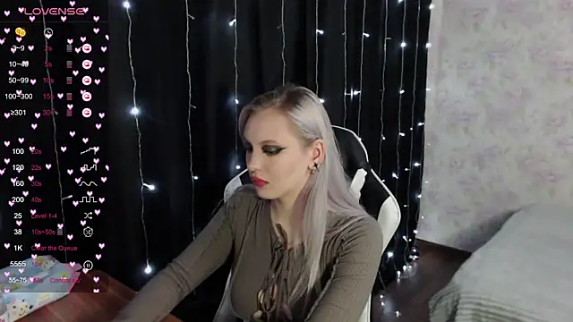 VikaPowers online show from March 1, 12:01 pm