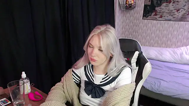 VikaPowers online show from December 4, 11:52 pm