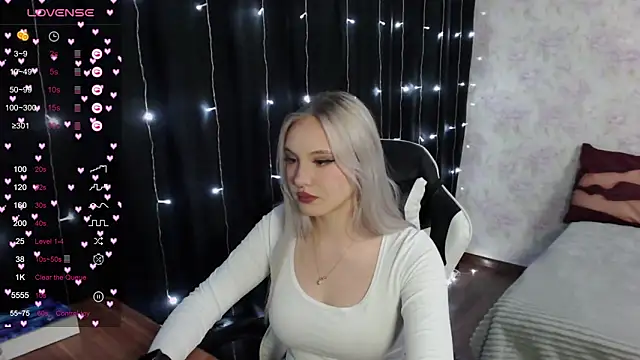 VikaPowers online show from March 2, 7:30 pm