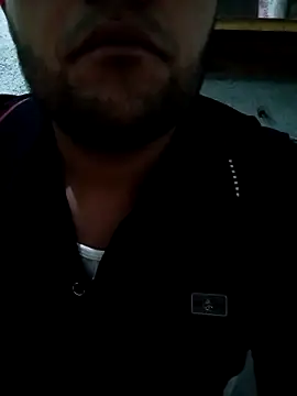 Snapshot of crowten chatting on December 15, 7:58 am crowten online show from December 15, 7:58 am