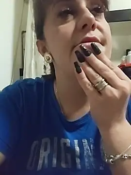 Snapshot of AvaLloyd chatting on November 16, 4:39 am AvaLloyd online show from November 16, 4:39 am