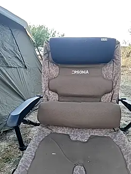 Snapshot of AvaLloyd chatting on September 20, 5:56 am AvaLloyd online show from September 20, 5:56 am