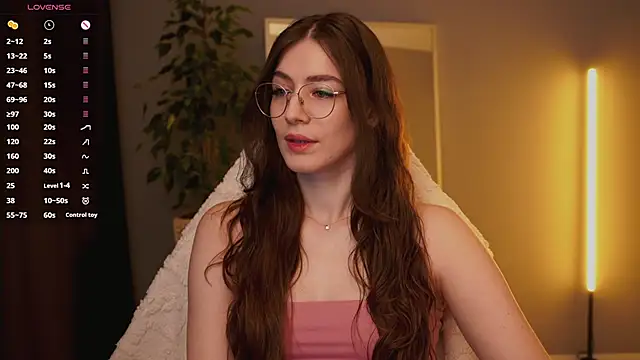 Ester Hill online show from December 1, 1:50 am