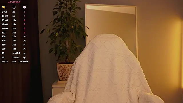 Ester Hill online show from November 25, 1:17 am