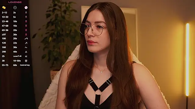 Ester Hill online show from November 24, 1:27 am