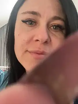 Snapshot of CuteNata chatting on February 25, 1:53 pm CuteNata online show from February 25, 1:53 pm