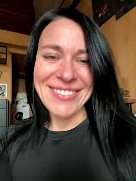 CuteNata online show from December 3, 1:10 pm