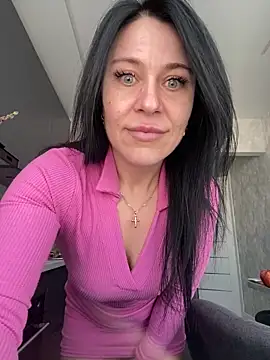 CuteNata online show from March 7, 11:05 am