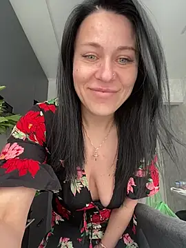 CuteNata online show from May 20, 11:07 am