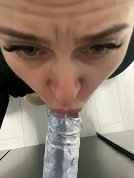 Snapshot of CuteNata chatting on February 7, 2:58 pm CuteNata online show from February 7, 2:58 pm