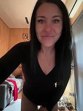 CuteNata online show from November 6, 9:46 am