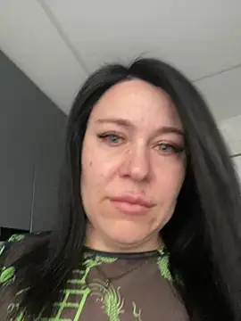 Snapshot of CuteNata chatting on March 3, 9:13 am CuteNata online show from March 3, 9:13 am