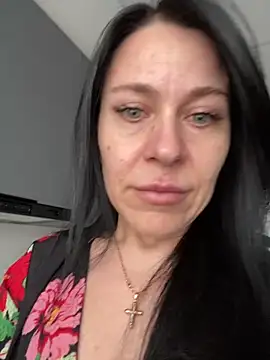 CuteNata online show from March 11, 1:05 pm