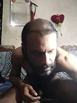 BadBoySmoker7070 online show from February 6, 10:17 pm