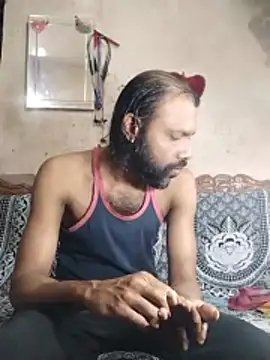 BadBoySmoker7070 online show from April 1, 11:56 pm